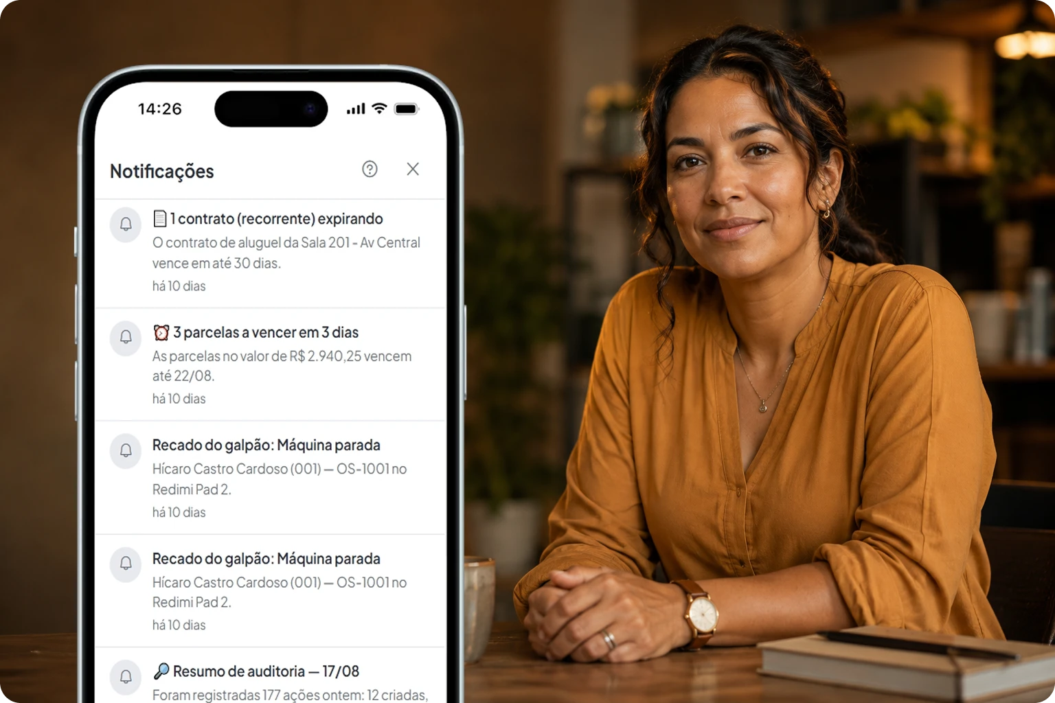 Pasta de contratos aberta com a ficha de um documento e sua validade
